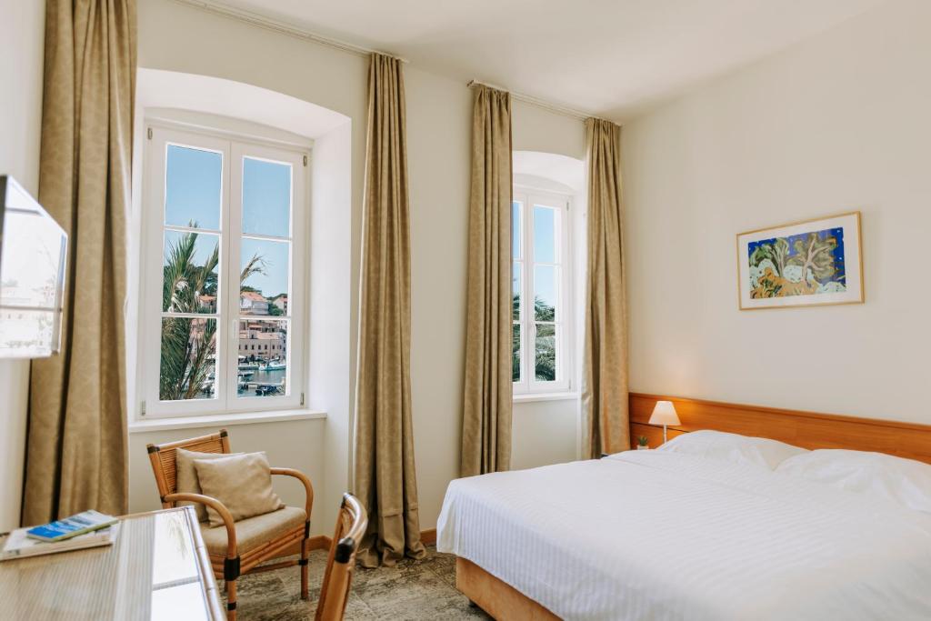 Двухместный (Улучшенный двухместный номер с 1 кроватью и видом на море) отеля Hotel Apoksiomen by OHM Group, Лошинь