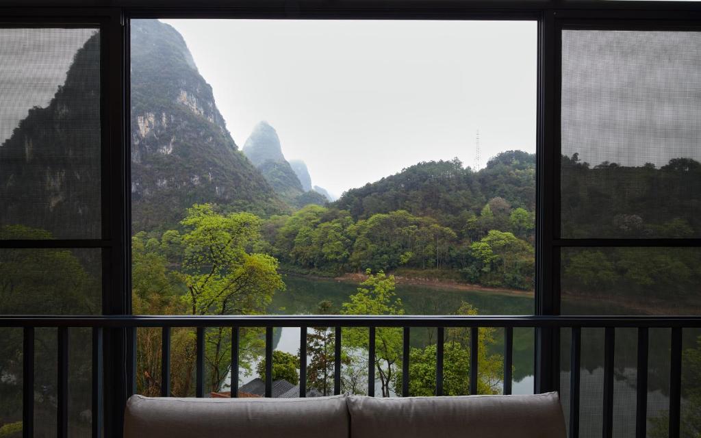 Семейный (Семейный люкс «270°» с видом на реку), Li River Resort