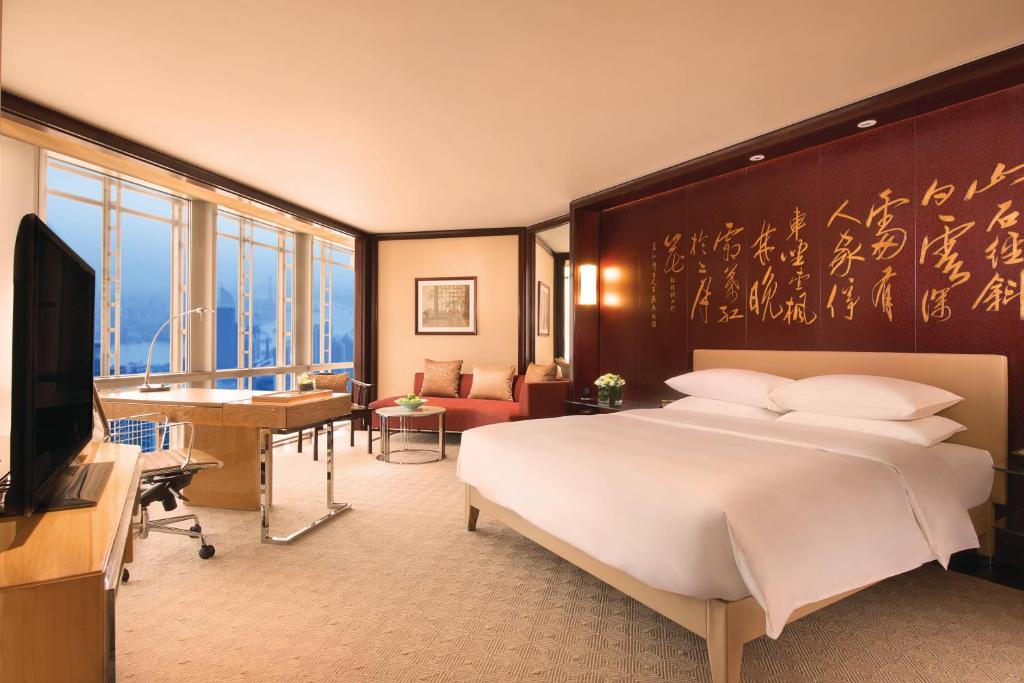 Двухместный (Номер с кроватью размера «king-size» и видом на реку), Grand Hyatt Shanghai