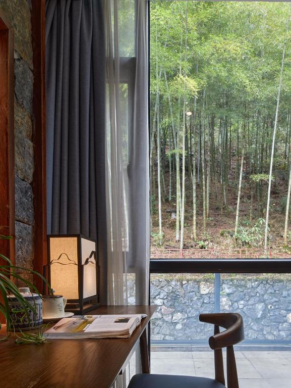 Трехместный (Стандартный номер Bamboo Forest для 2 родителей и 1 ребенка), Li River Resort