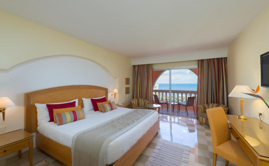 Двухместный (Двухместный номер с 1 кроватью, вид на море (для 2 взрослых)) отеля Steigenberger Kantaoui Bay, Порт Эль-Кантауи