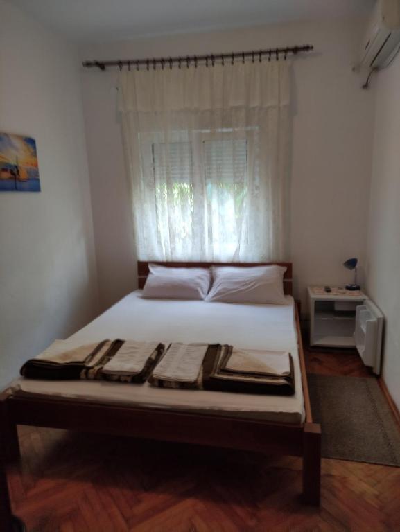 Двухместный (Двухместный номер с 1 кроватью и собственной ванной комнатой вне номера) гостевого дома Rooms Kuljic, Будва
