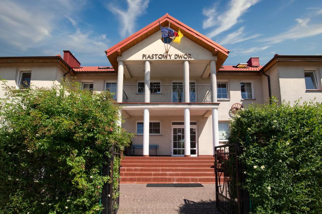 Трехместный (Трехместный номер) парк-отеля Piastowy Dwór, Ястшембя Гора