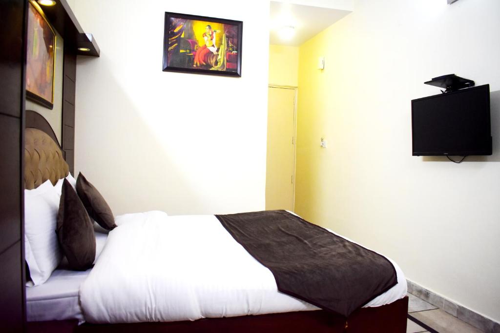 Двухместный (Двухместный номер Делюкс с 1 кроватью) отеля Hotel Kama Palace, Нью-Дели