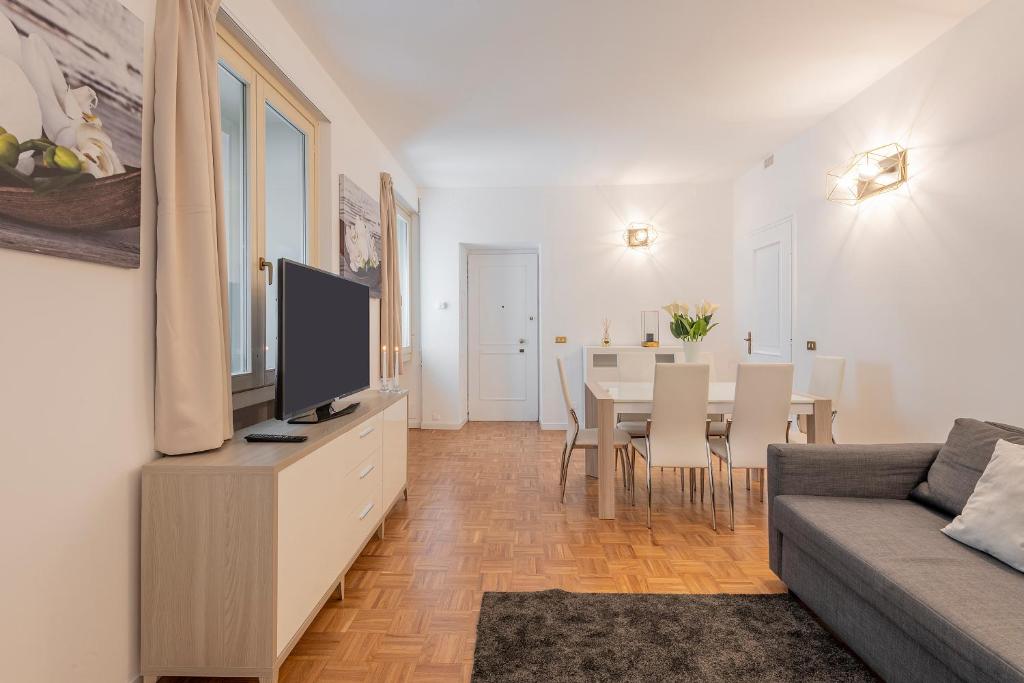 Апартаменты (Апартаменты с 2 спальнями - Via Dell'Orso, 18) апартамента Milan Royal Suites - Centro, Милан