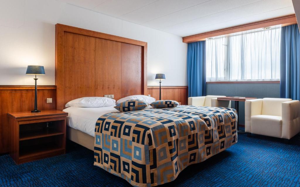 Двухместный (Двухместный номер эконом-класса с 2 отдельными кроватями) отеля Van der Valk Hotel Emmen, Гронинген