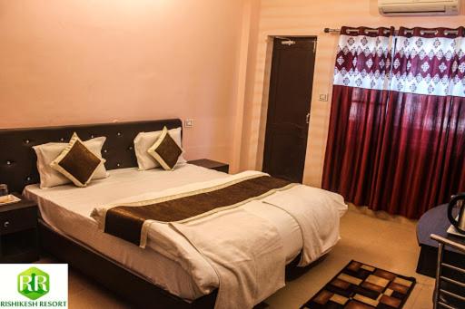 Двухместный (Улучшенный двухместный номер с 1 кроватью) курортного отеля Rishikesh Resorts, Ришикеш