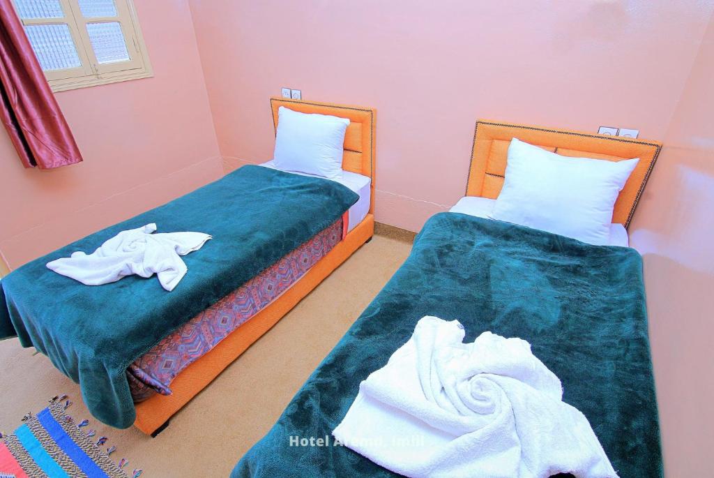 Двухместный (Двухместный номер с 2 отдельными кроватями и собственной ванной комнатой) отеля Hotel Armed, Имлиль