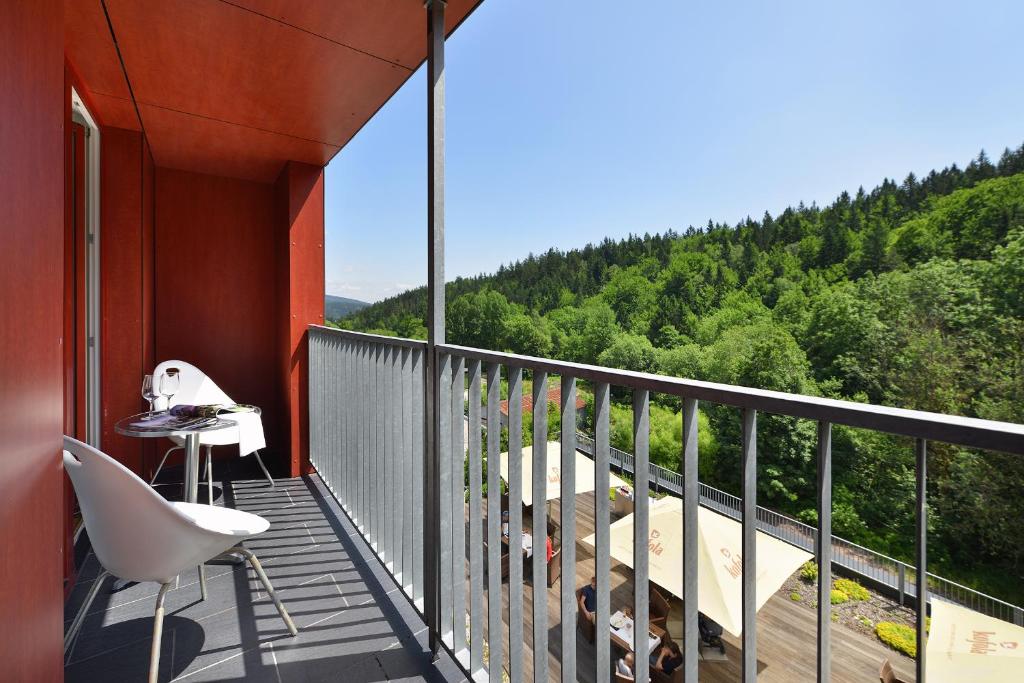 Сьюит (Двухуровневый люкс с балконом) отеля SkiResort Hotel Omnia, Янске-Лазне