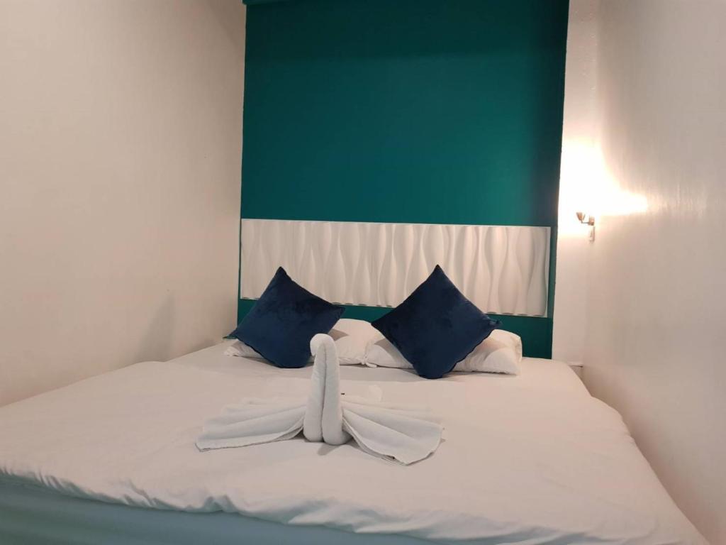 Двухместный (Стандартный двухместный номер с 1 кроватью и общей ванной комнатой) хостела Best Stay Hostel, Пхукет