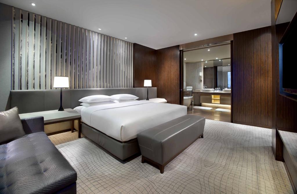 Двухместный (Клубный номер с 2 отдельными кроватями) отеля Hyatt Regency Suzhou, Сучжоу