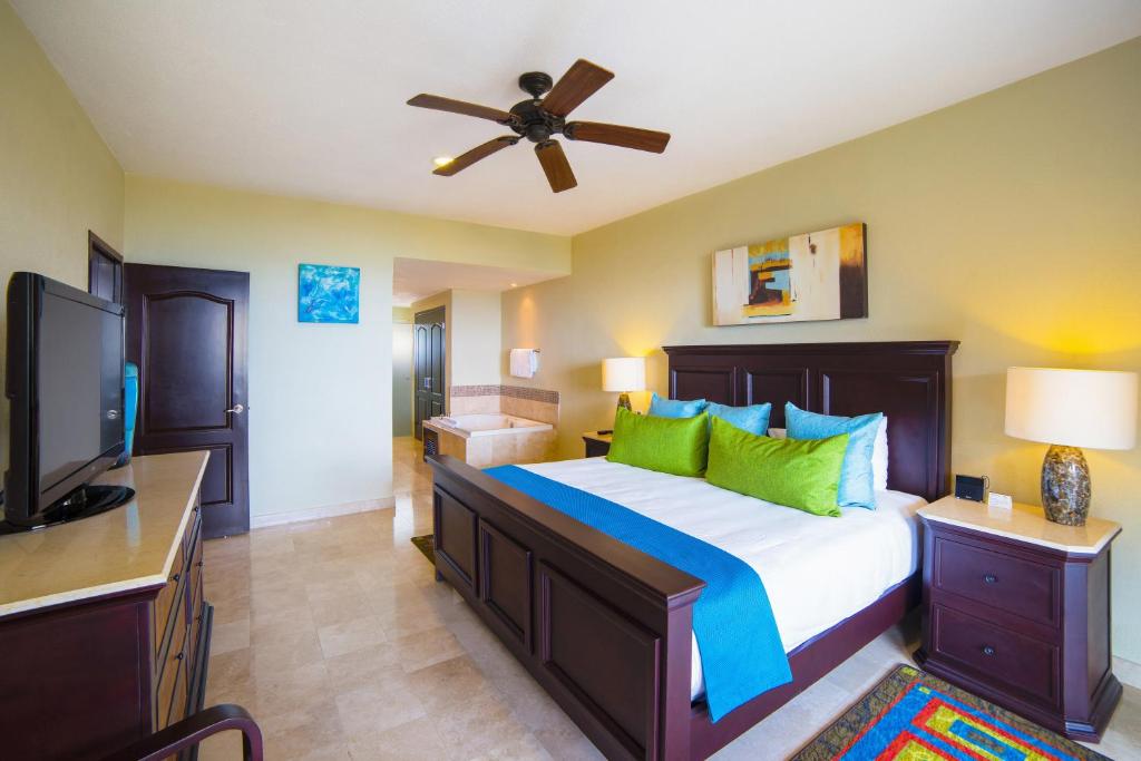 Сьюит (Апартаменты с 1 спальней и видом на сад - Невозвращаемый тариф) курортного отеля Villa del Palmar Luxury Residences - All Inclusive, Канкун