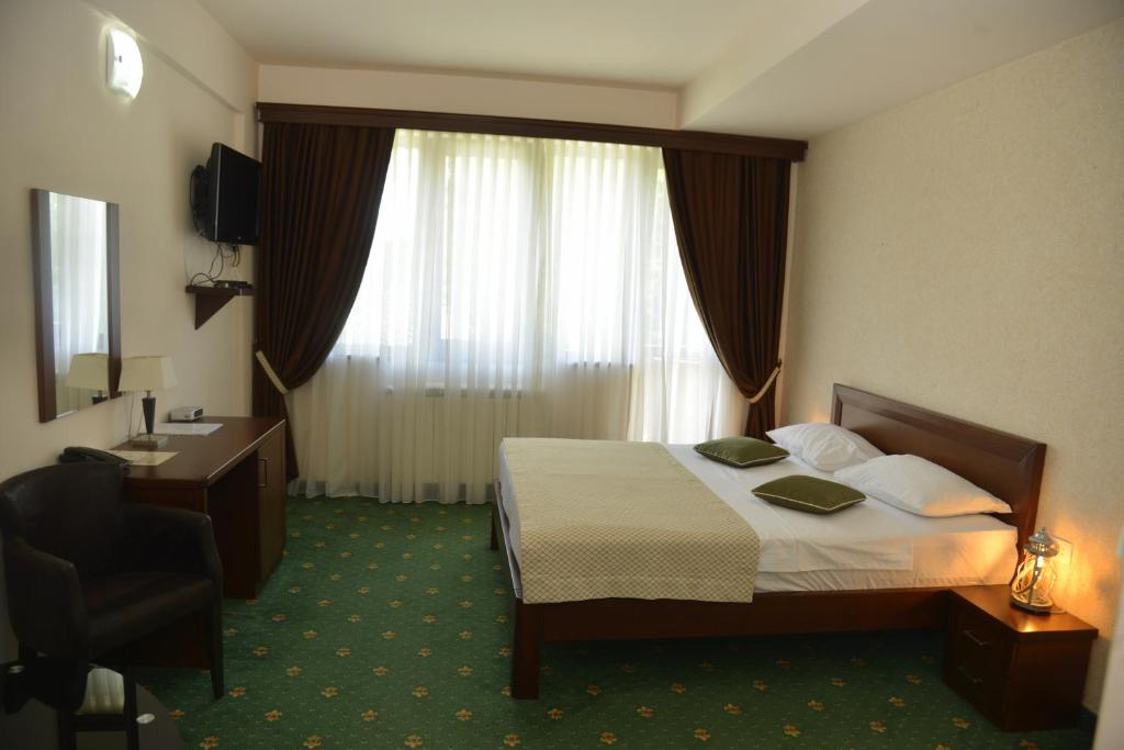 Студио (Номер-студио с террасой), Hotel Trebjesa