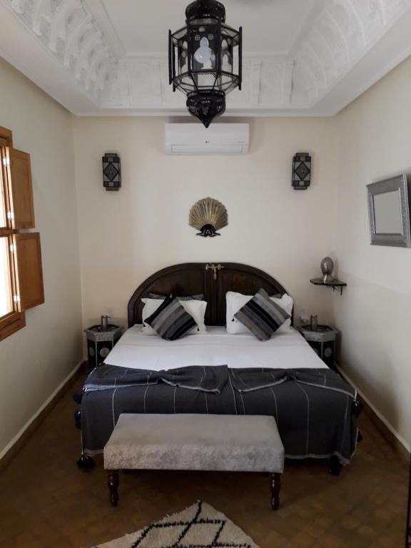 Двухместный (Двухместный номер с 1 кроватью или 2 отдельными кроватями и собственной ванной комнатой) гостевого дома Riad Safina, Марракеш