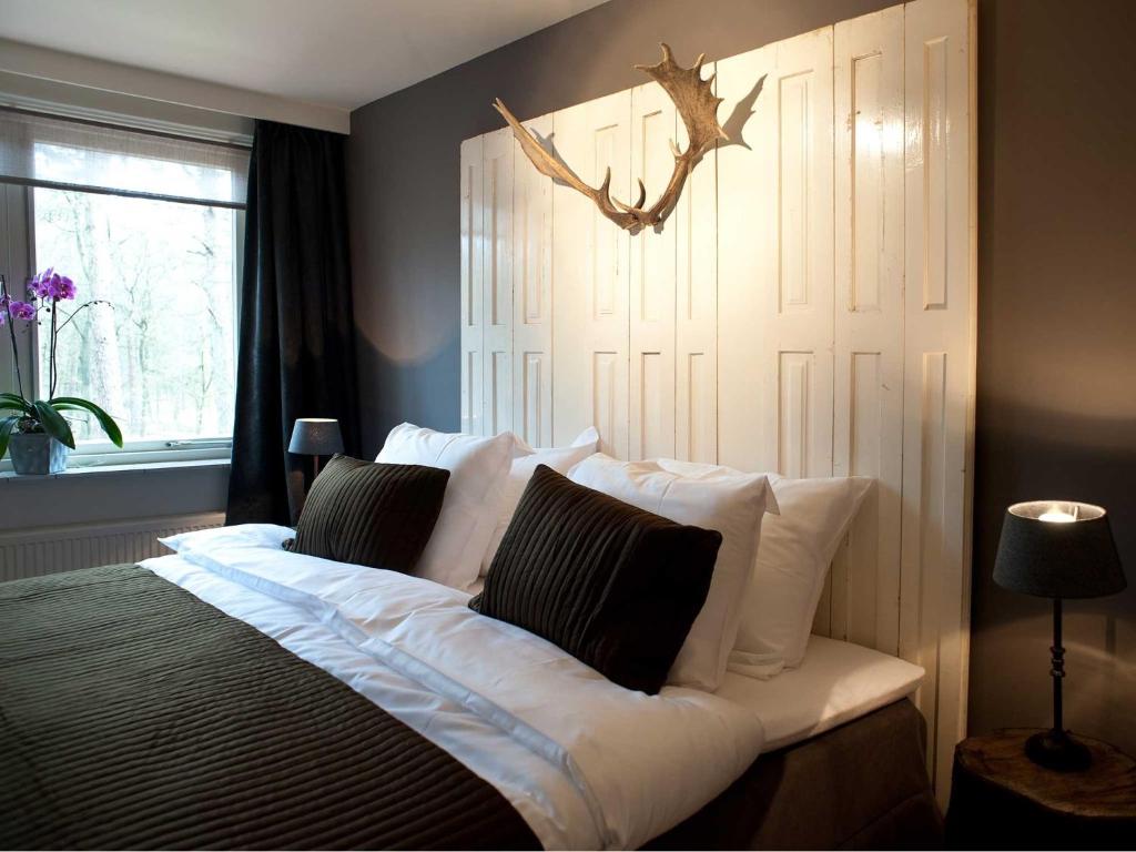 Двухместный (Стандартный двухместный номер с 1 кроватью или 2 отдельными кроватями) отеля Hotel & Restaurant Meneer Van Eijck, Эйндховен