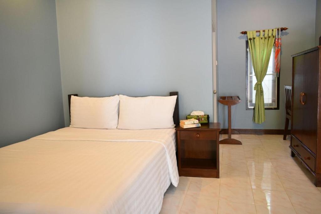 Двухместный (Стандартный номер) курортного отеля Sai Ree Hut Resort, Ко Тао