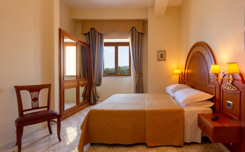 Двухместный (Двухместный номер с 1 кроватью, вид на море) отеля Hotel Villa Igea, Сорренто