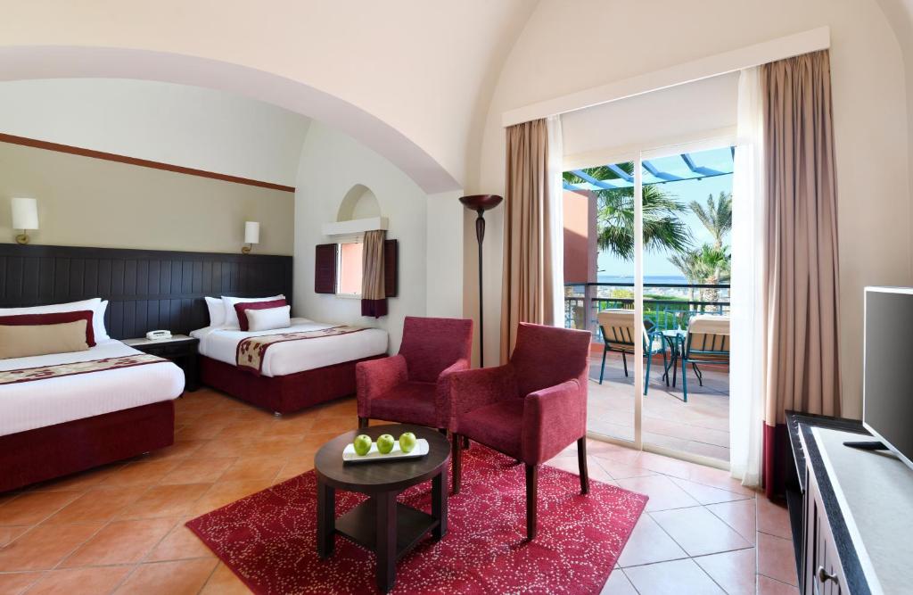 Двухместный (Улучшенный двухместный номер с 2 отдельными кроватями и видом на море) курортного отеля TUI Magic Life Sharm El Sheikh, Шарм-эль-Шейх