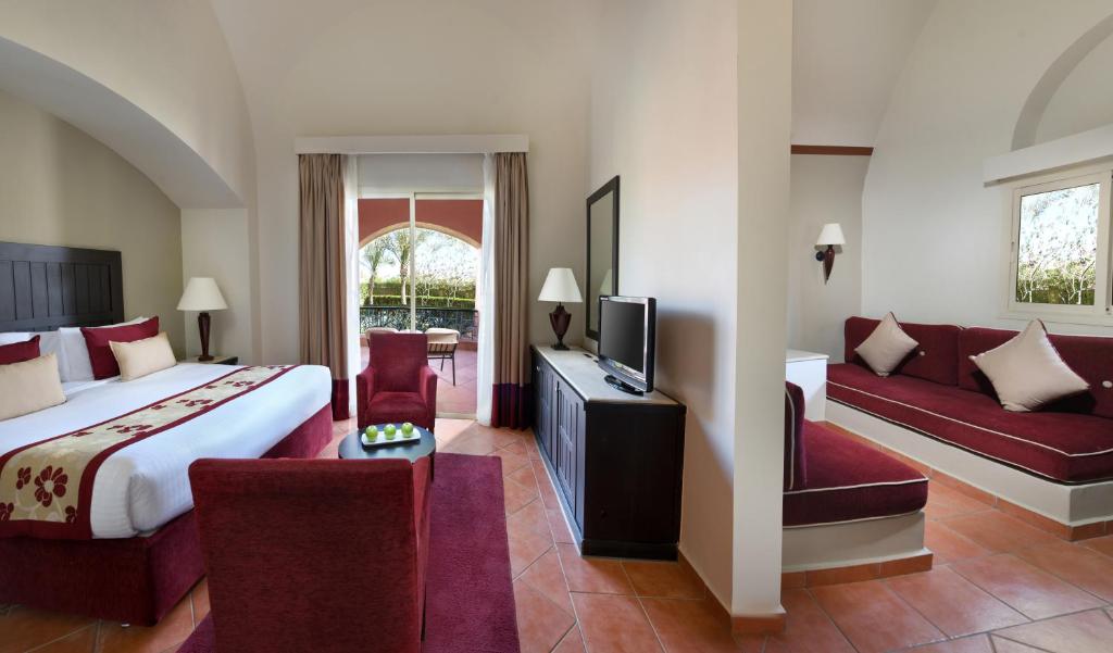 Двухместный (Двухместный номер Делюкс с 1 кроватью и видом на сад) курортного отеля TUI Magic Life Sharm El Sheikh, Шарм-эль-Шейх