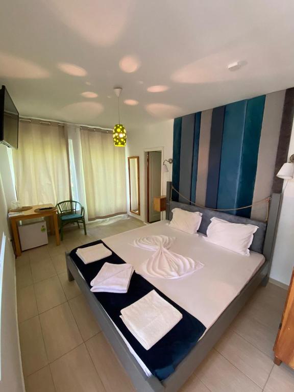 Двухместный (Представительский двухместный номер с 1 кроватью) гостевого дома Sea&Sky Villa Costinesti, Костинешти