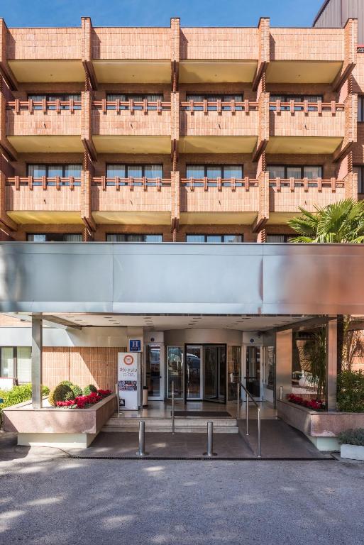 Tryp Madrid Alameda Aeropuerto Hotel
