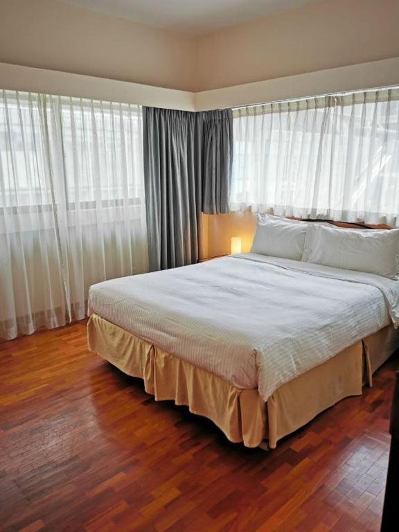Апартаменты (1 Executive Suite) апарт-отеля Orchard Point Serviced Apartments, Сингапур (город)