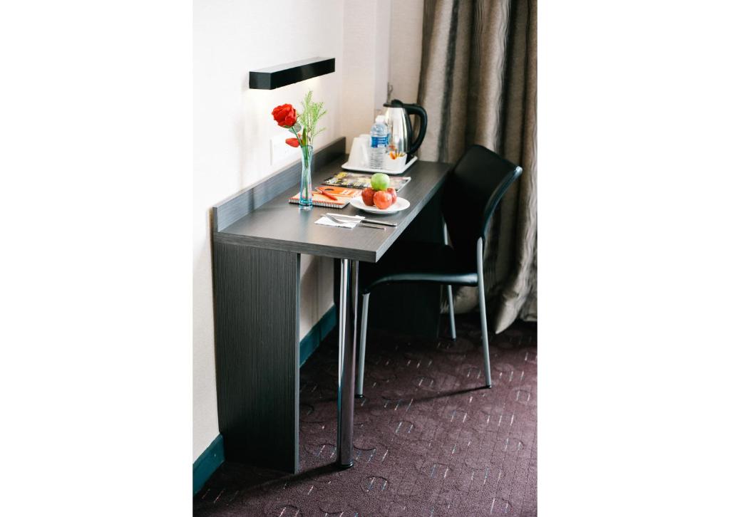 Двухместный (Улучшенный двухместный номер с 1 кроватью или 2 отдельными кроватями), Citin Seacare Pudu by Compass Hospitality