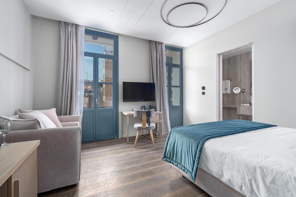 Двухместный (Улучшенный двухместный номер с 1 кроватью или 2 отдельными кроватями) отеля Hellenic Vibes Smart Hotel, Афины