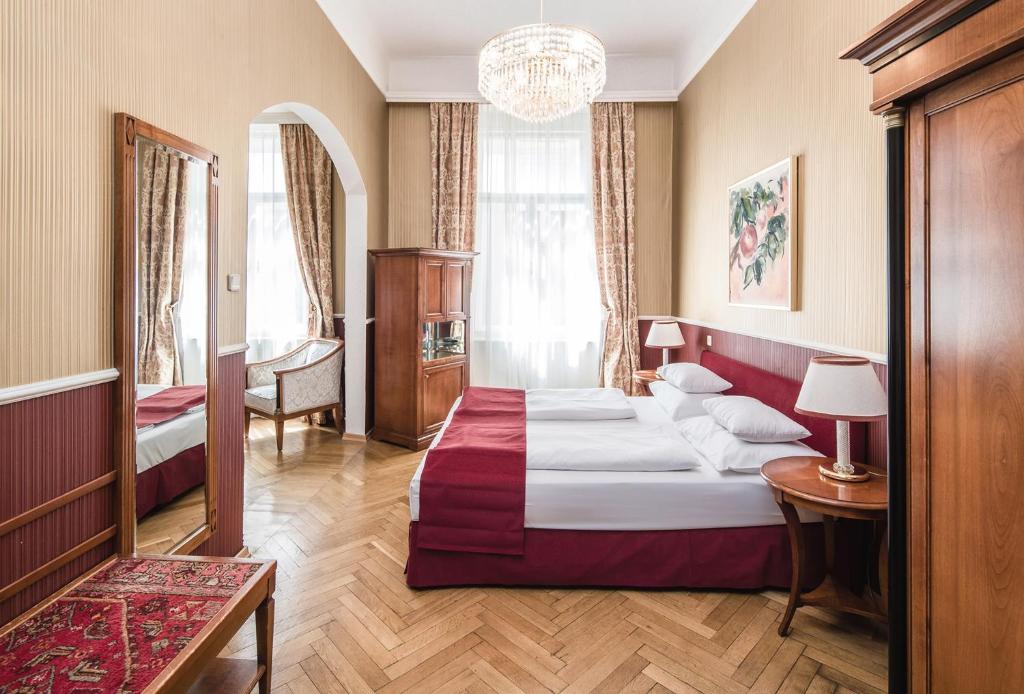 Двухместный (Двухместный номер «Комфорт» с 1 кроватью) отеля Palais Hotel Erzherzog Johann, Грац