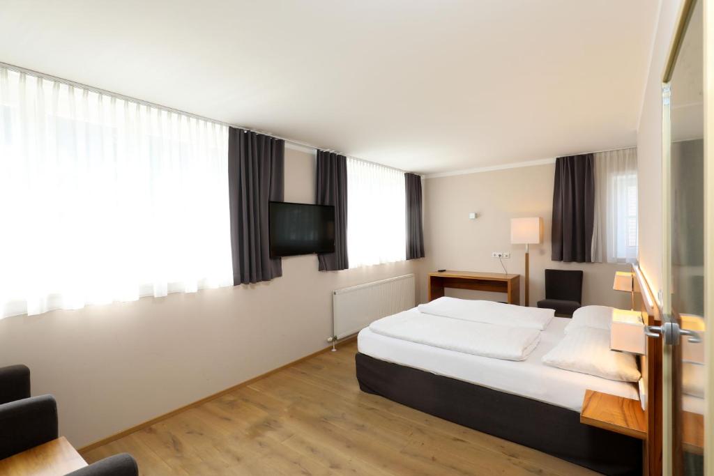 Двухместный (Двухместный номер «Комфорт» с 1 кроватью) отеля Hotel Jedermann, Зальцбург