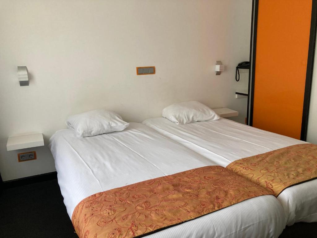 Двухместный (Двухместный номер «Комфорт» с 1 кроватью) отеля Fletcher Hotel-Restaurant de Witte Brug, Роттердам