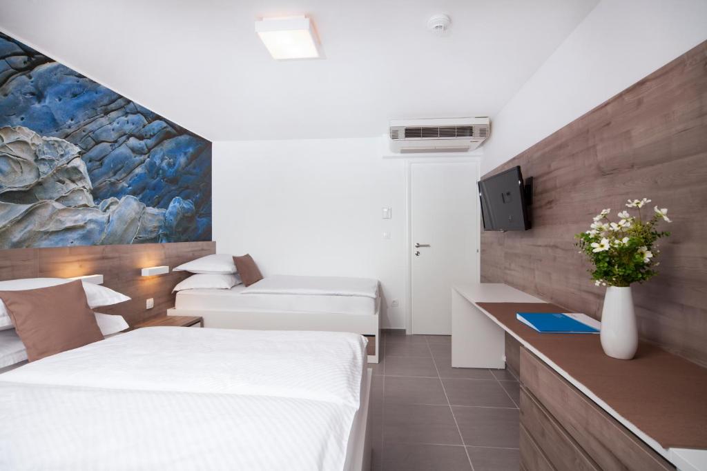 Семейный (Улучшенный двухместный номер с 1 кроватью — Дополнительное здание) отеля smartline Bluesun hotel Neptun – All inclusive, Тучепи