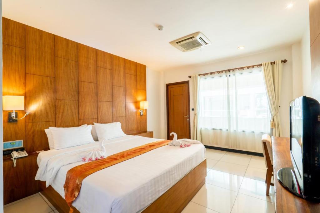Двухместный (Стандартный двухместный номер с 1 кроватью или 2 отдельными кроватями и ванной) отеля Baywalk Residence, Паттайя