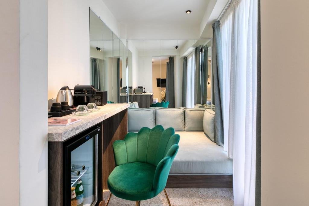 Сьюит (Acropolis Suite with Terrace), Athens Ivy Suites