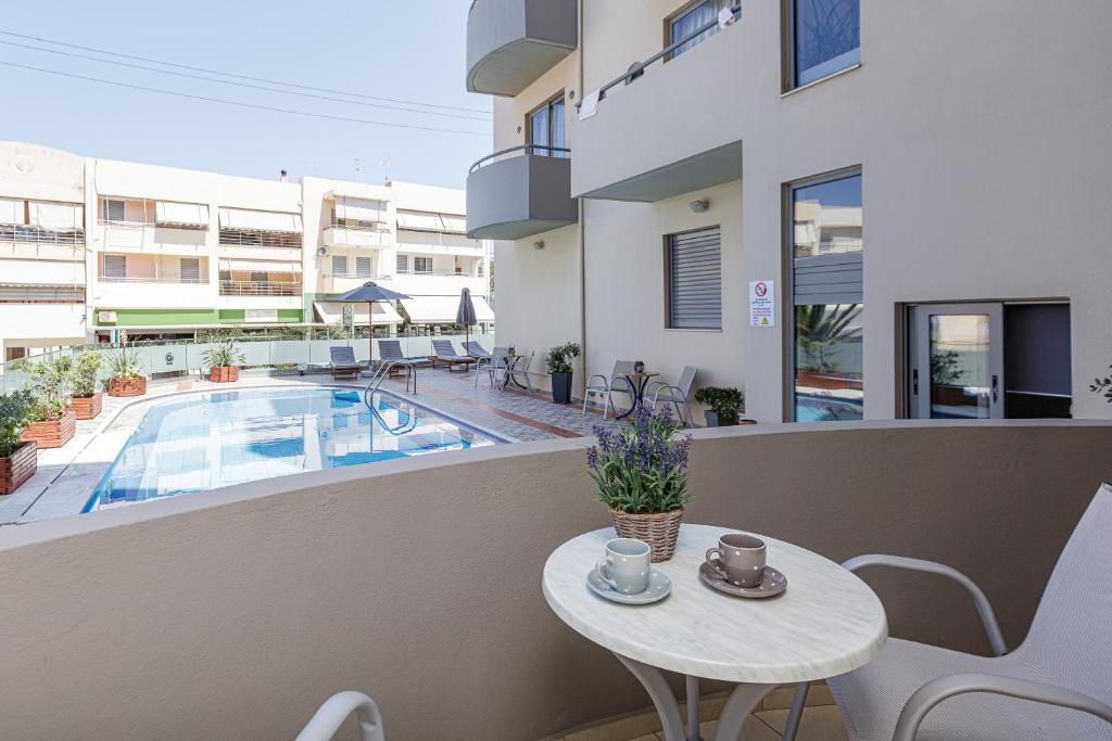 Апартаменты (Апартаменты с видом на бассейн) апарт-отеля Icarus Apartments, Ретимно, Крит
