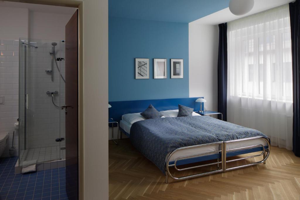 Двухместный (Двухместный номер с 1 кроватью или 2 отдельными кроватями) отеля AXA, Прага