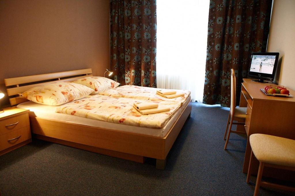Двухместный (Двухместный номер «Комфорт» с 1 кроватью и балконом) отеля Hotel SPECTRUM, Трнава