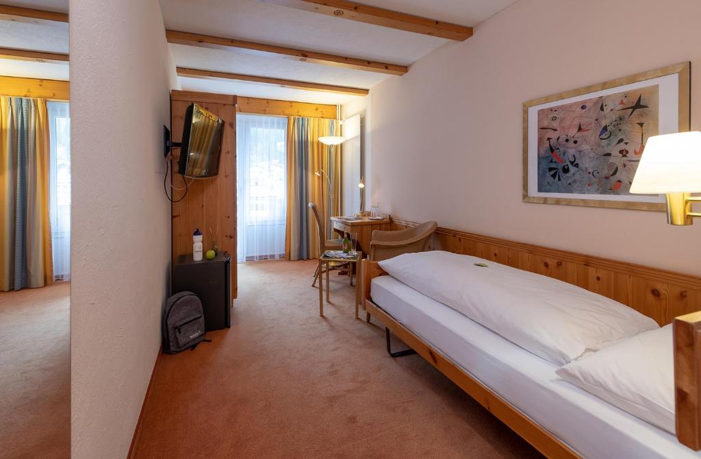 Одноместный (Стандартный одноместный номер) отеля Sunstar Alpine Hotel Lenzerheide, Ленцерхайде