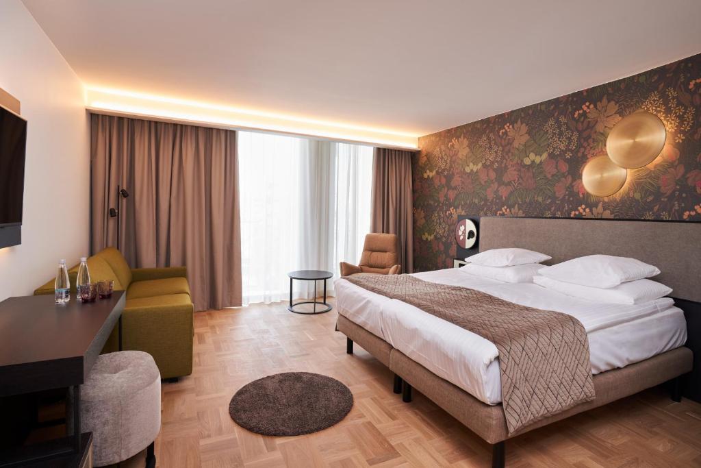 Семейный (Семейный двухместный номер с 1 кроватью) отеля Nordic Hotel Forum, Таллин