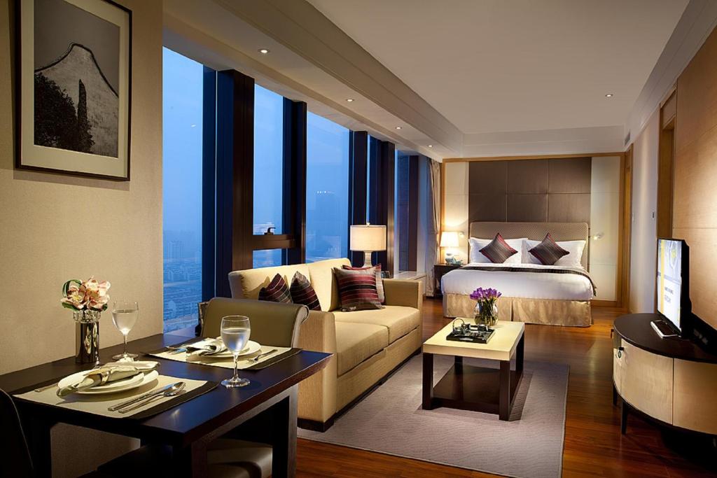 Студио (Executive Studio with 2 Breakfast) апартамента Ascott Midtown Suzhou, Сучжоу