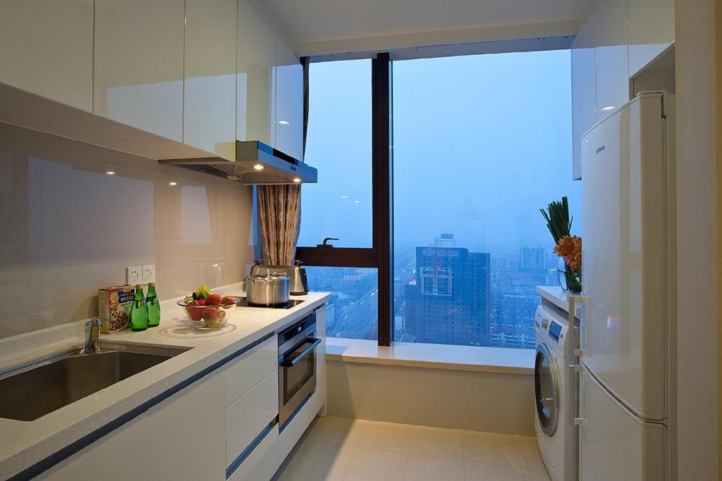 Апартаменты (Executive One-Bedroom Apartment with 2 Breakfast), Ascott Midtown Suzhou