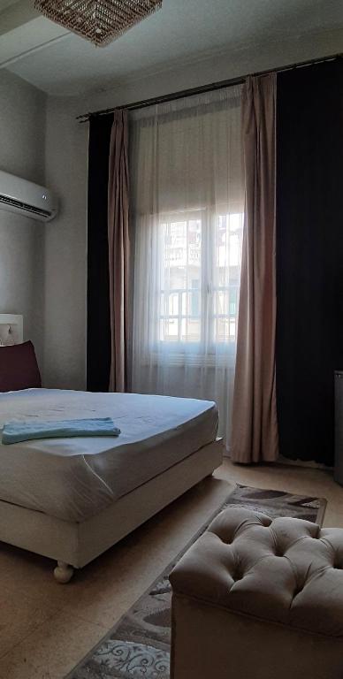 Двухместный (Двухместный номер с 1 кроватью и собственной ванной комнатой) хостела Abdeen Palace Hostel, Каир