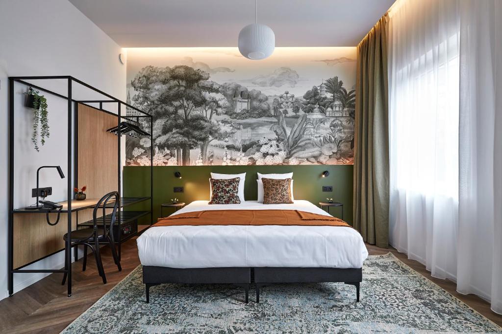 Двухместный (Двухместный номер Делюкс с 1 кроватью и дополнительной кроватью) отеля Hotel Floris Hotel Ustel Midi, Брюссель