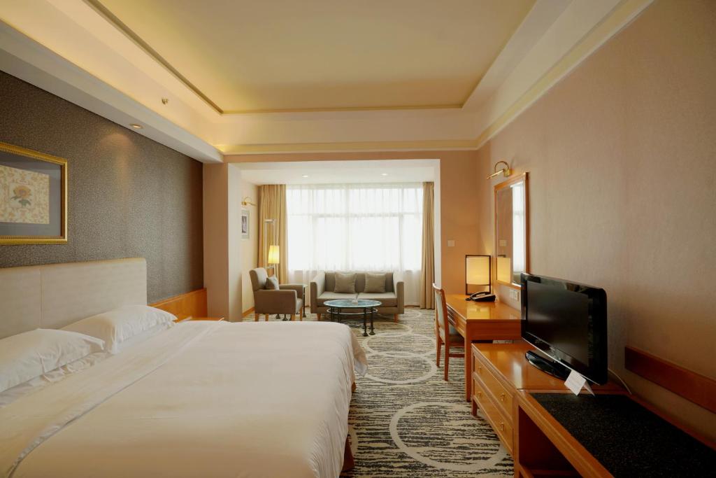 Двухместный (Двухместный номер с 1 кроватью) отеля Guangzhou Baiyun Hotel, Гуанчжоу