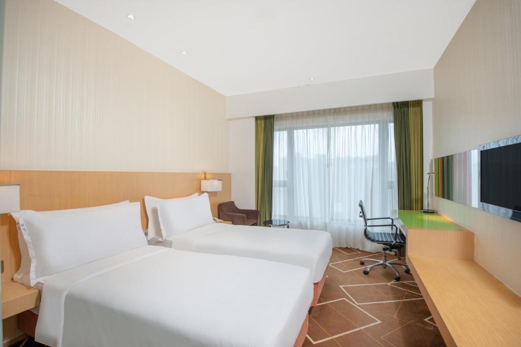 Двухместный (Двухместный номер с 2 отдельными кроватями), Holiday Inn Express Hong Kong Kowloon East