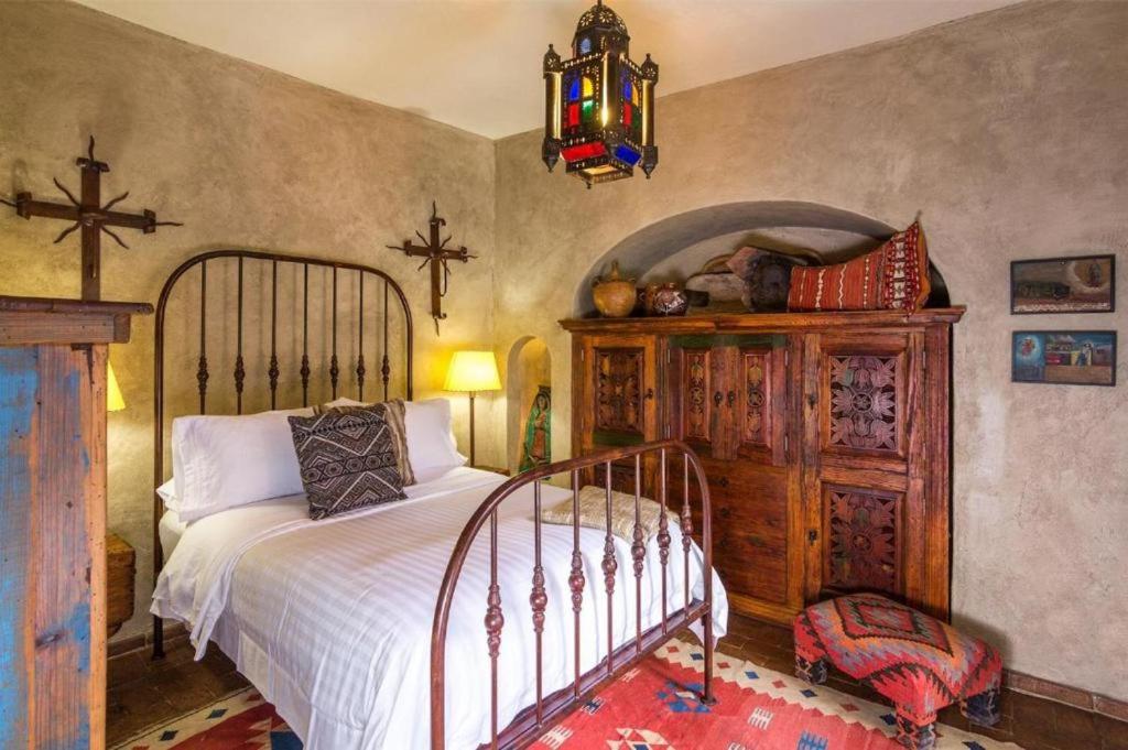 Двухместный (Номер с 2 кроватями размера «queen-size») отеля Hacienda Las Amantes, Сан-Мигель-де-Альенде