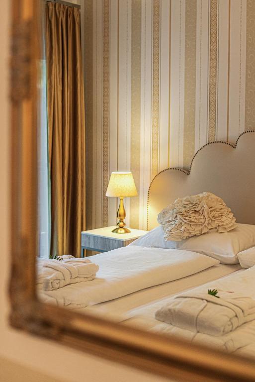 Двухместный (Двухместный номер с 1 кроватью или 2 отдельными кроватями) отеля Hotel Casablanca, Тата