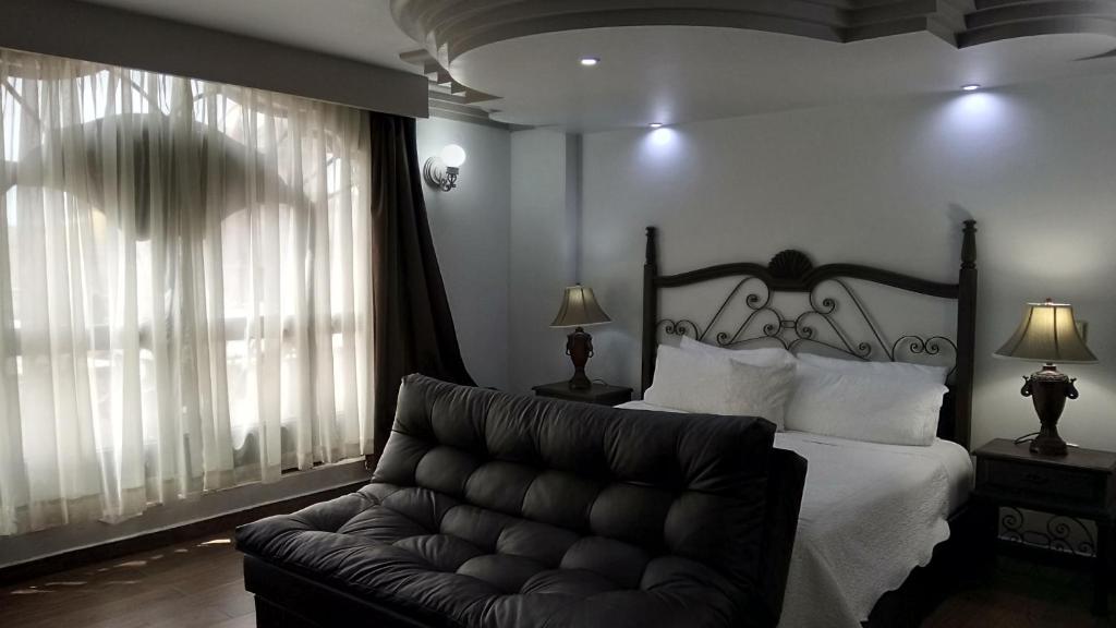 Двухместный (Номер с кроватью размера «king-size») отеля Hotel Hacienda los Narcisos, Сан-Хуан-де-лос-Лагос