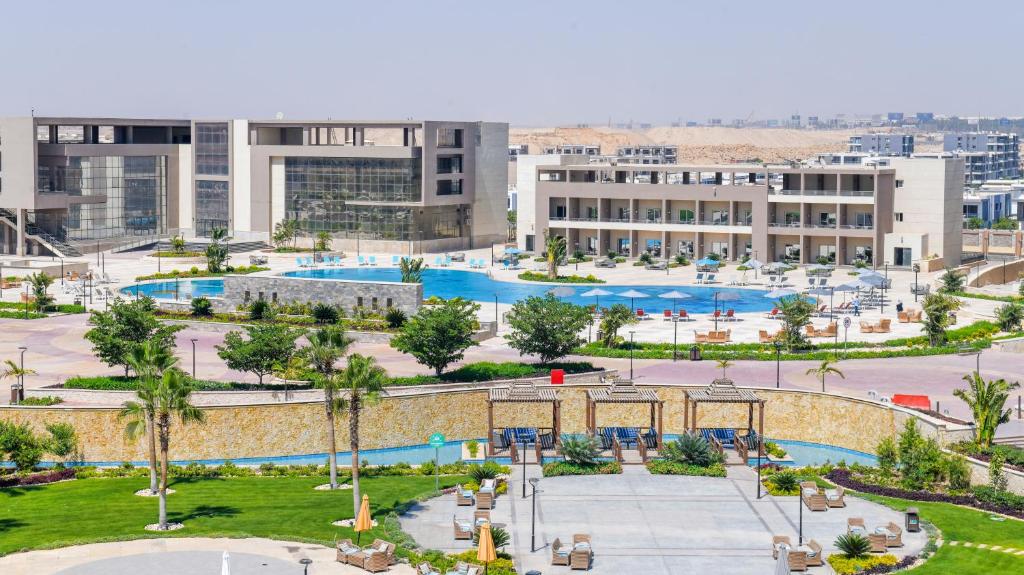 Двухместный (Стандартный двухместный номер с 1 кроватью и видом на бассейн) отеля Tolip Gardens Hotel, Каир