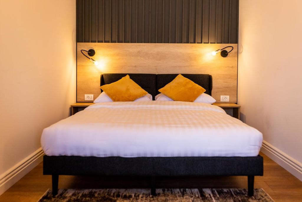 Двухместный (Стандартный двухместный номер с 1 кроватью) гостевого дома Corvin and Bedroom, Хунеадора